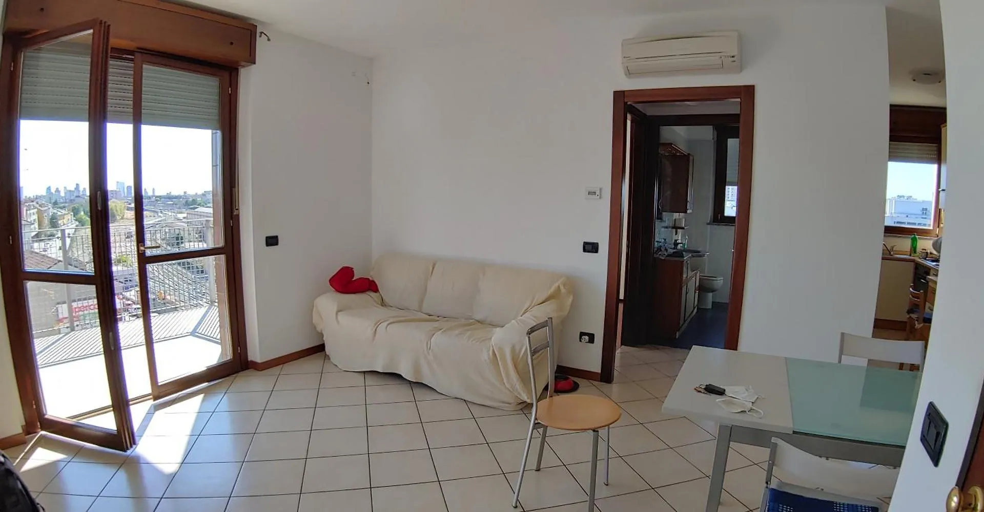 Villa4Holydays - M1 Subway Milan