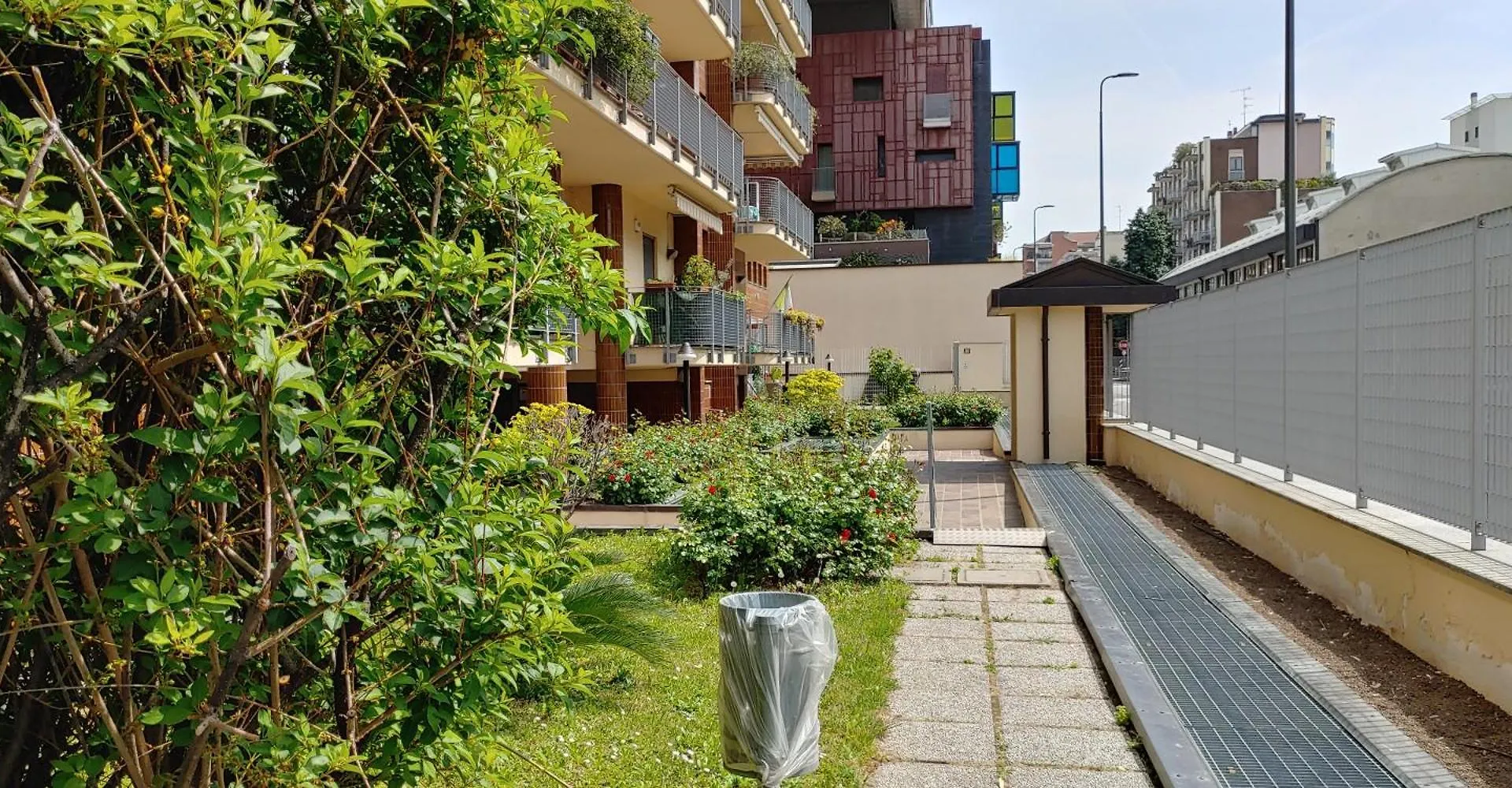 Villa4Holydays - M1 Subway Μιλάνο 0*,
